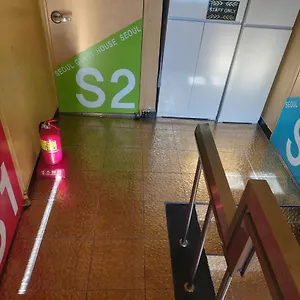 Foreigners Only ゲストハウス